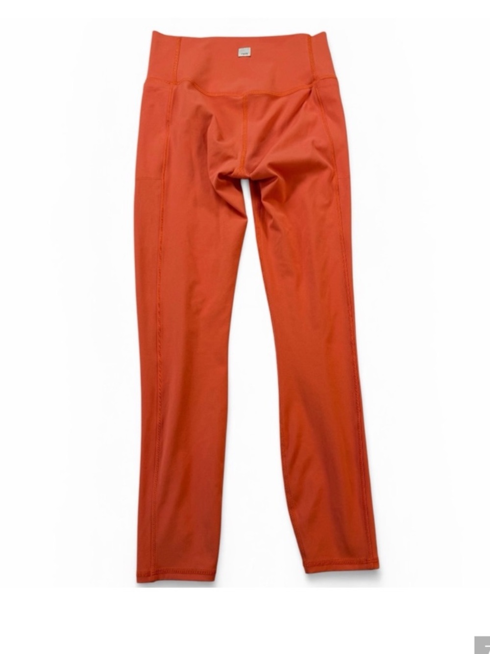 Vuori Studio Pocket Legging in Grapefruit Small